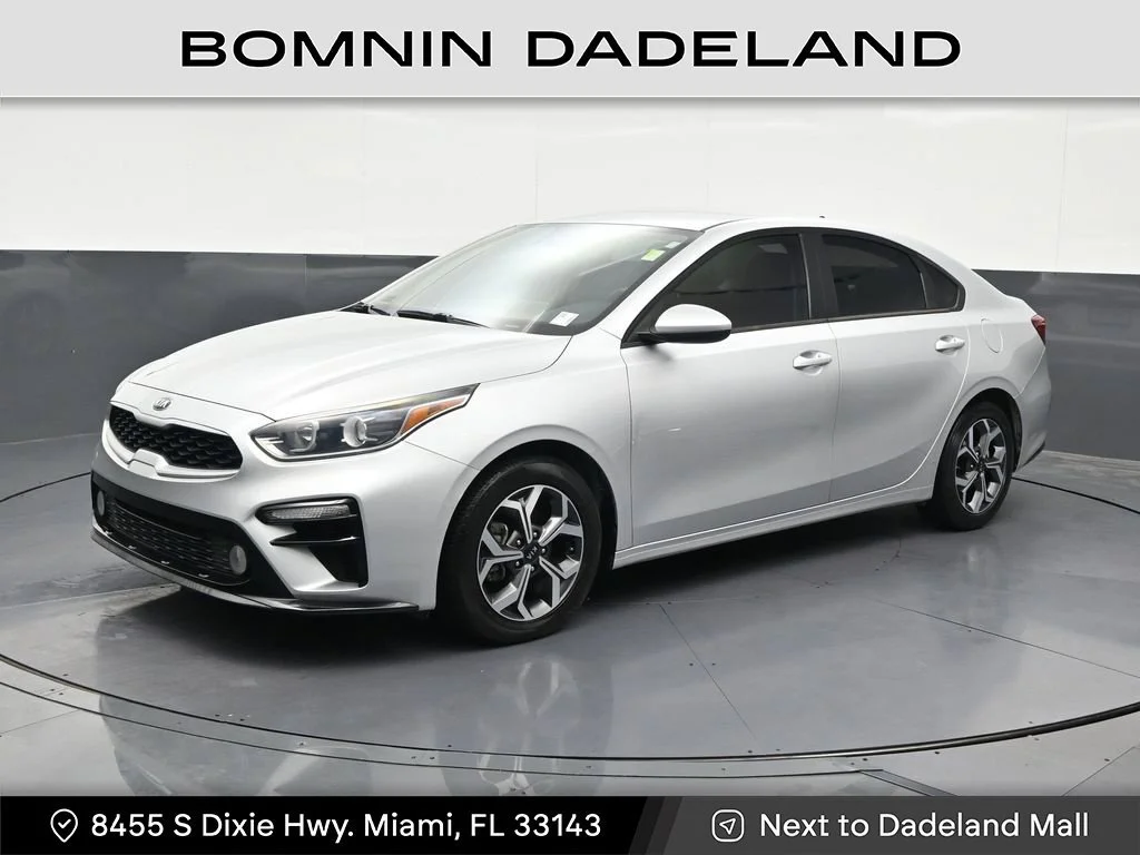 2020 Kia Forte LXS FWD photo