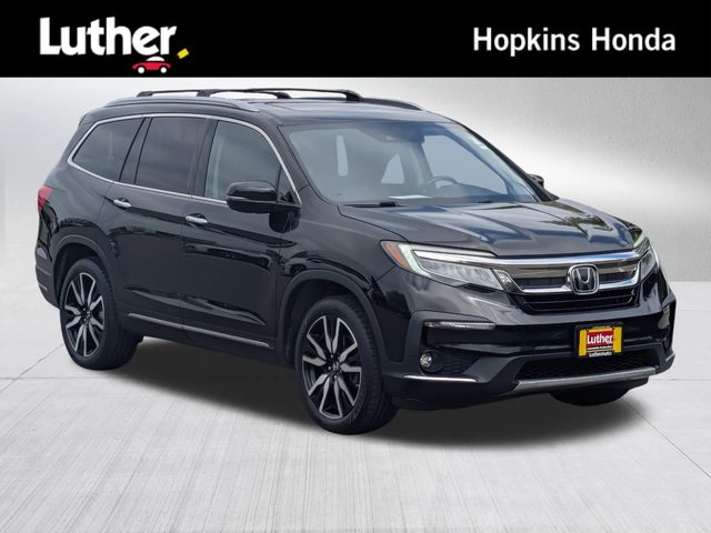 2020 Honda Pilot Touring 8-Passenger AWD photo