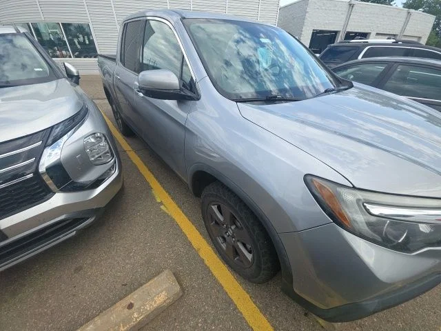 2020 Honda Ridgeline RTL-E AWD photo