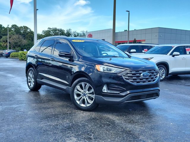 2019 Ford Edge Titanium FWD photo