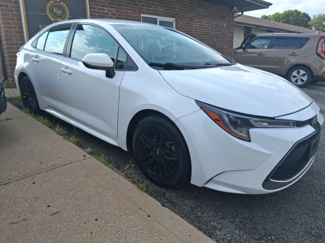 2020 Toyota Corolla LE FWD photo