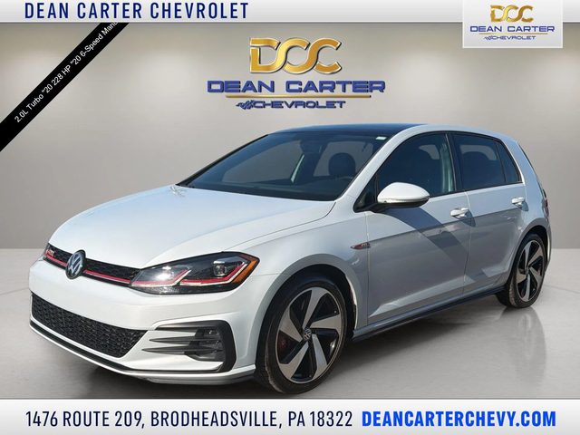 2020 Volkswagen Golf GTI SE FWD photo