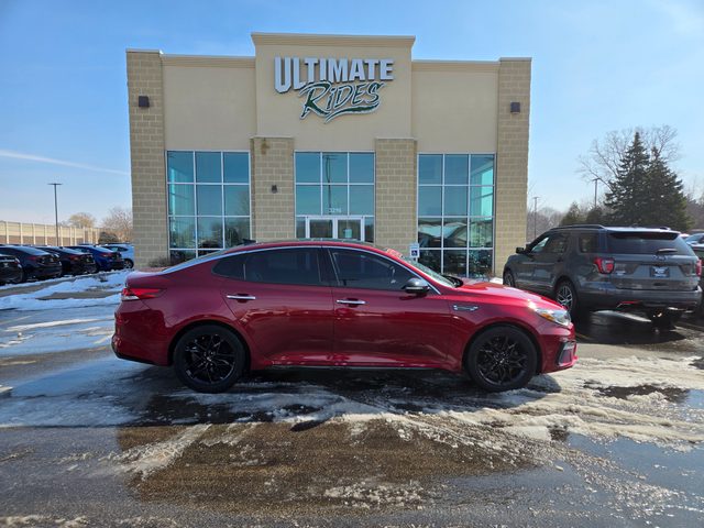 2020 Kia Optima SE FWD photo