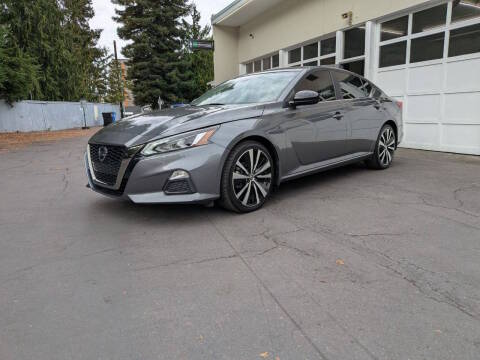 2020 Nissan Altima 2.5 SR FWD photo