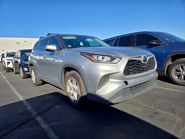 2020 Toyota Highlander L FWD photo
