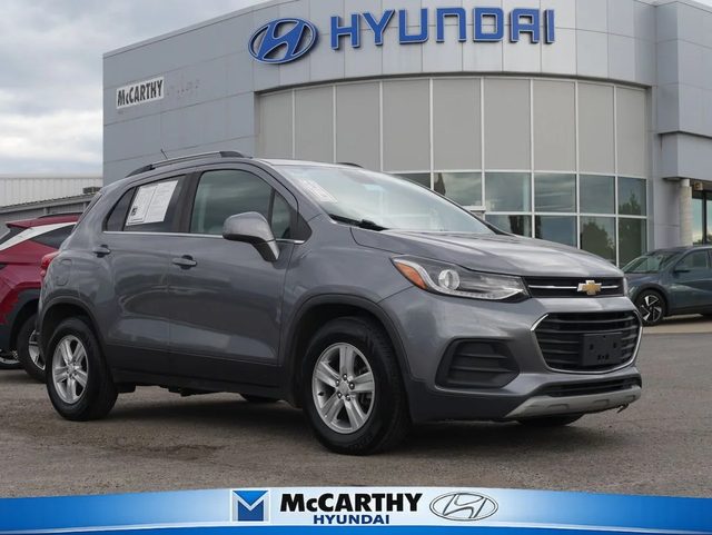 2020 Chevrolet Trax LT FWD photo