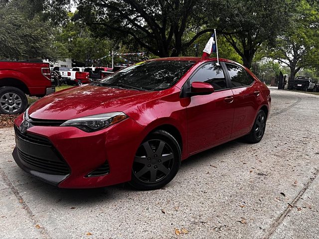 2018 Toyota Corolla LE FWD photo
