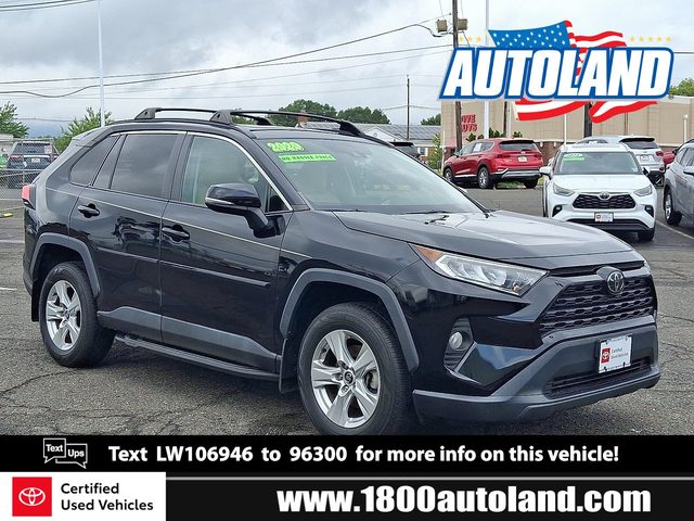 2020 Toyota RAV4 XLE AWD photo