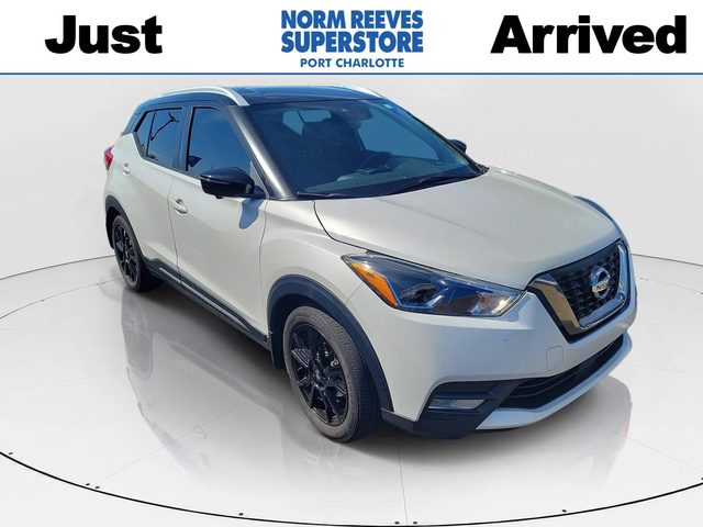 2020 Nissan Kicks SR FWD photo
