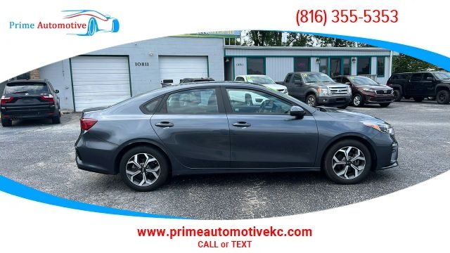 2020 Kia Forte LXS FWD photo