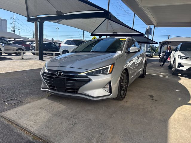2020 Hyundai Elantra Limited FWD photo