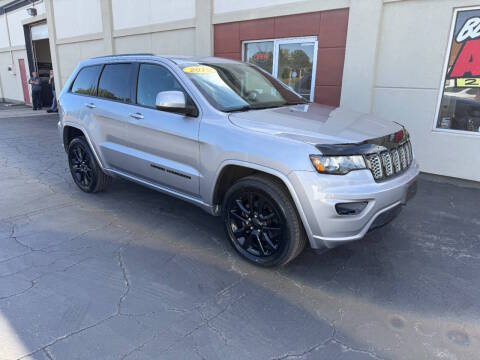 2019 Jeep Grand Cherokee Altitude 4WD photo