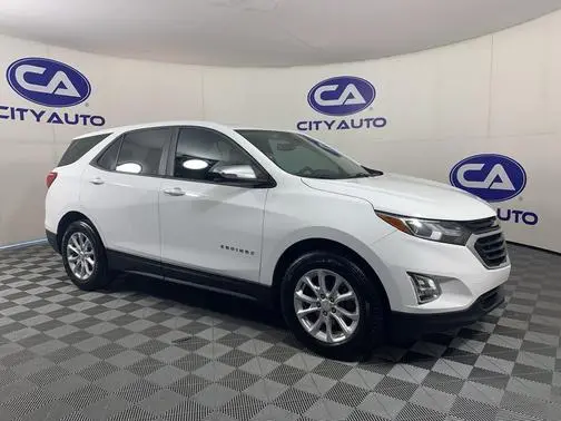 2020 Chevrolet Equinox LS FWD photo
