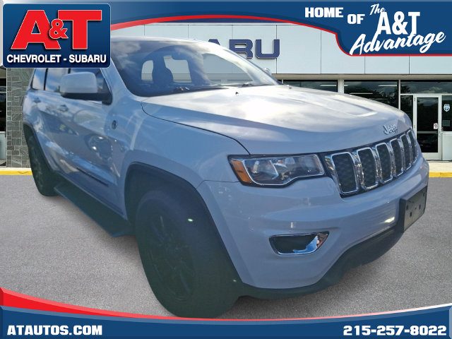 2020 Jeep Grand Cherokee Laredo E 4WD photo