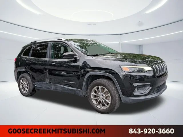 2019 Jeep Cherokee Latitude Plus 4WD photo