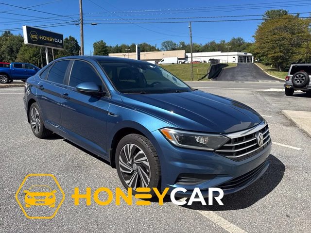 2020 Volkswagen Jetta SEL FWD photo
