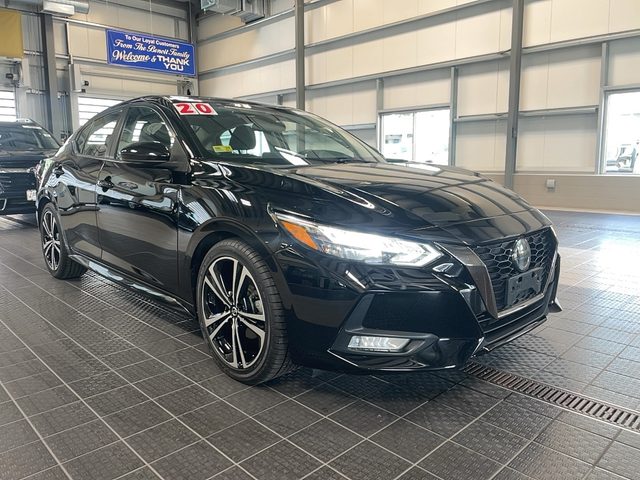 2020 Nissan Sentra SR FWD photo