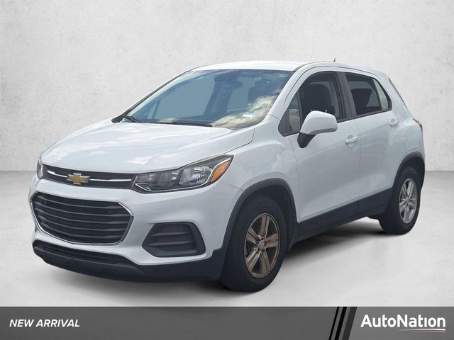 2020 Chevrolet Trax LS FWD photo
