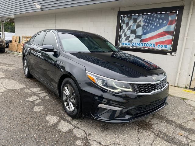 2019 Kia Optima LX FWD photo