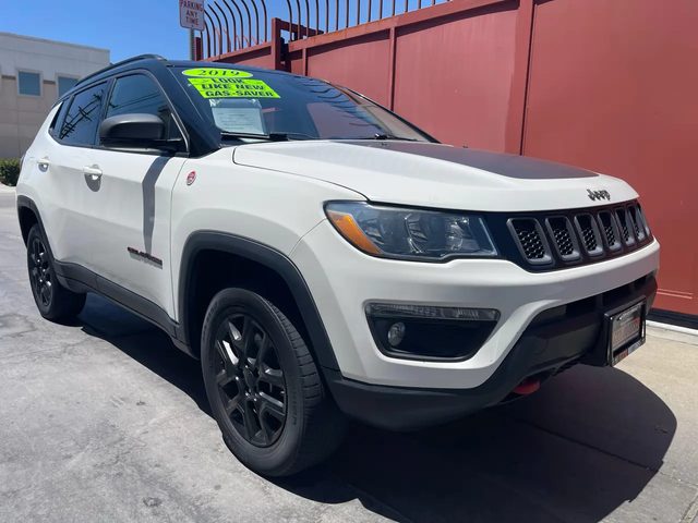 2019 Jeep Compass Trailhawk 4WD photo