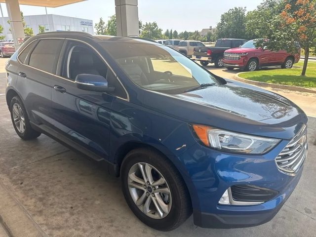 2020 Ford Edge SEL FWD photo
