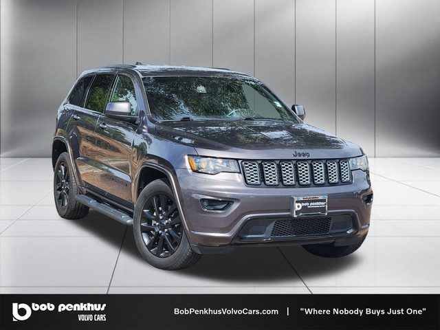 2020 Jeep Grand Cherokee Altitude 4WD photo