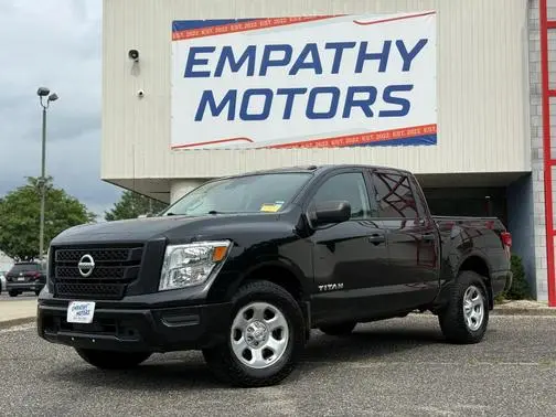2020 Nissan Titan S 4WD photo