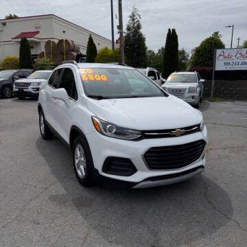 2020 Chevrolet Trax LT FWD photo