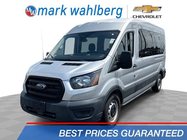 2020 Ford Transit Passenger Wagon XL RWD photo