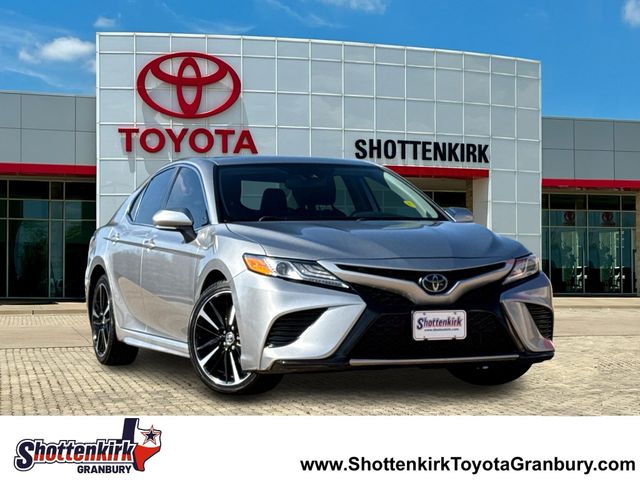 2020 Toyota Camry XSE FWD photo