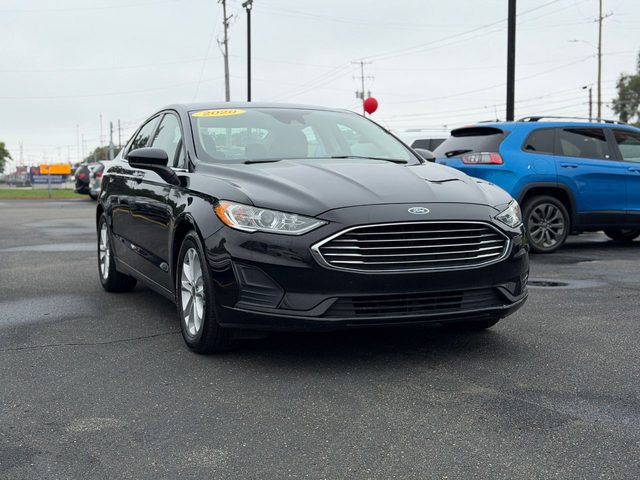 2020 Ford Fusion SE FWD photo