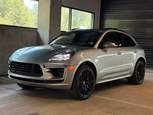 2020 Porsche Macan Turbo AWD photo