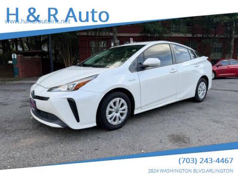 2020 Toyota Prius L Eco FWD photo