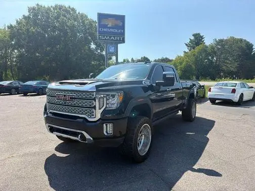2020 GMC Sierra 2500HD Denali 4WD photo