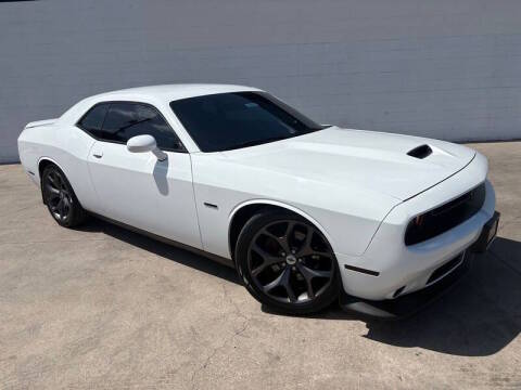 2019 Dodge Challenger R/T RWD photo