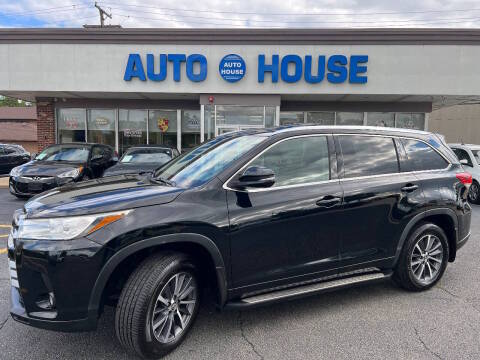 2017 Toyota Highlander XLE AWD photo