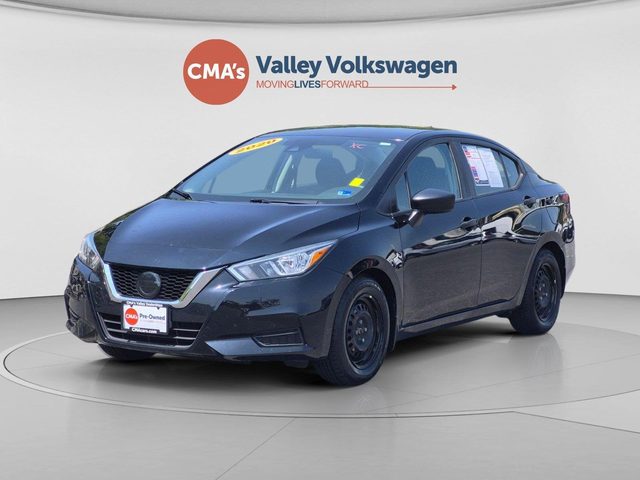 2020 Nissan Versa S FWD photo
