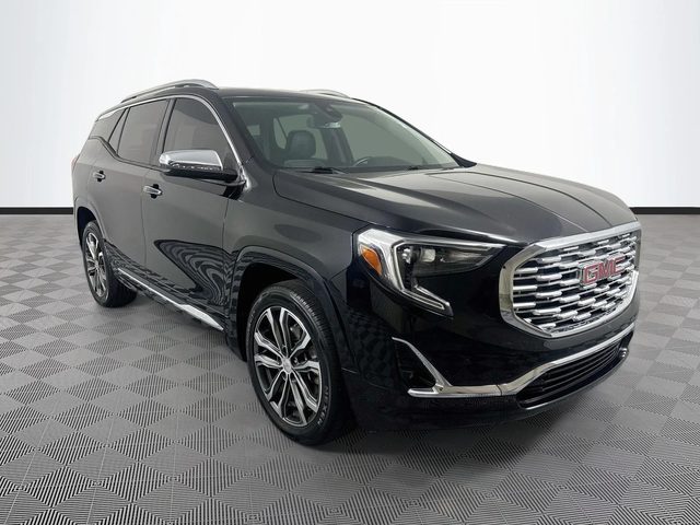 2020 GMC Terrain Denali FWD photo