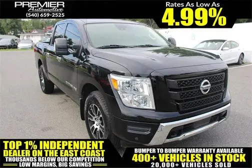 2020 Nissan Titan SV 4WD photo
