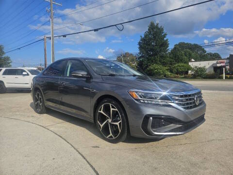 2020 Volkswagen Passat 2.0T R-Line FWD photo