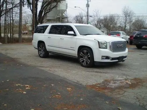 2015 GMC Yukon XL Denali 4WD photo