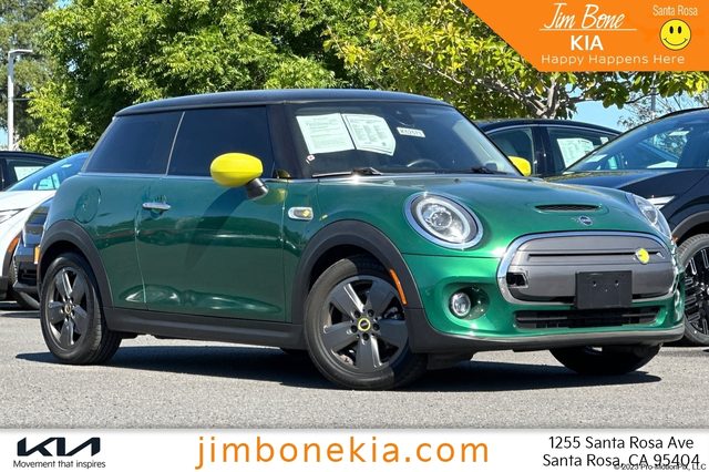2020 MINI Hardtop 2 Door Cooper SE FWD photo