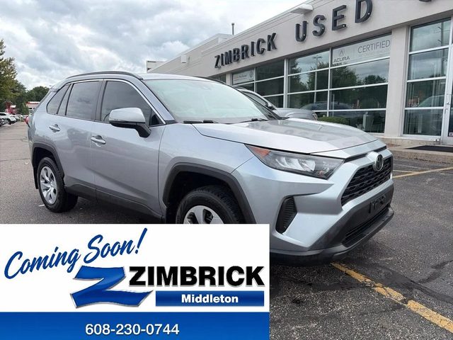 2020 Toyota RAV4 LE AWD photo