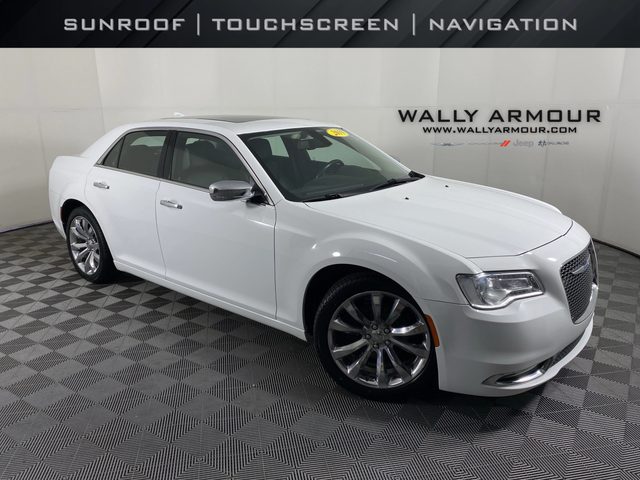 2019 Chrysler 300 Limited RWD photo