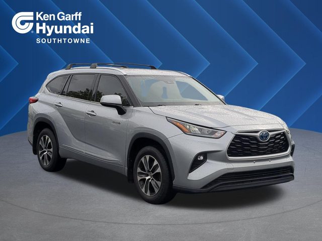 2020 Toyota Highlander Hybrid XLE AWD photo