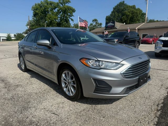 2020 Ford Fusion SE FWD photo