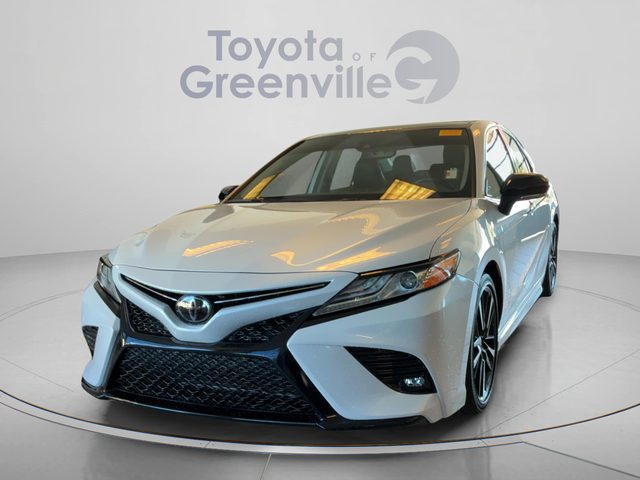 2020 Toyota Camry XSE FWD photo