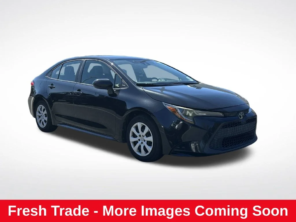 2020 Toyota Corolla LE FWD photo