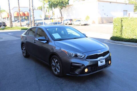 2020 Kia Forte LXS FWD photo