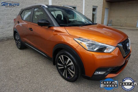 2020 Nissan Kicks SR FWD photo